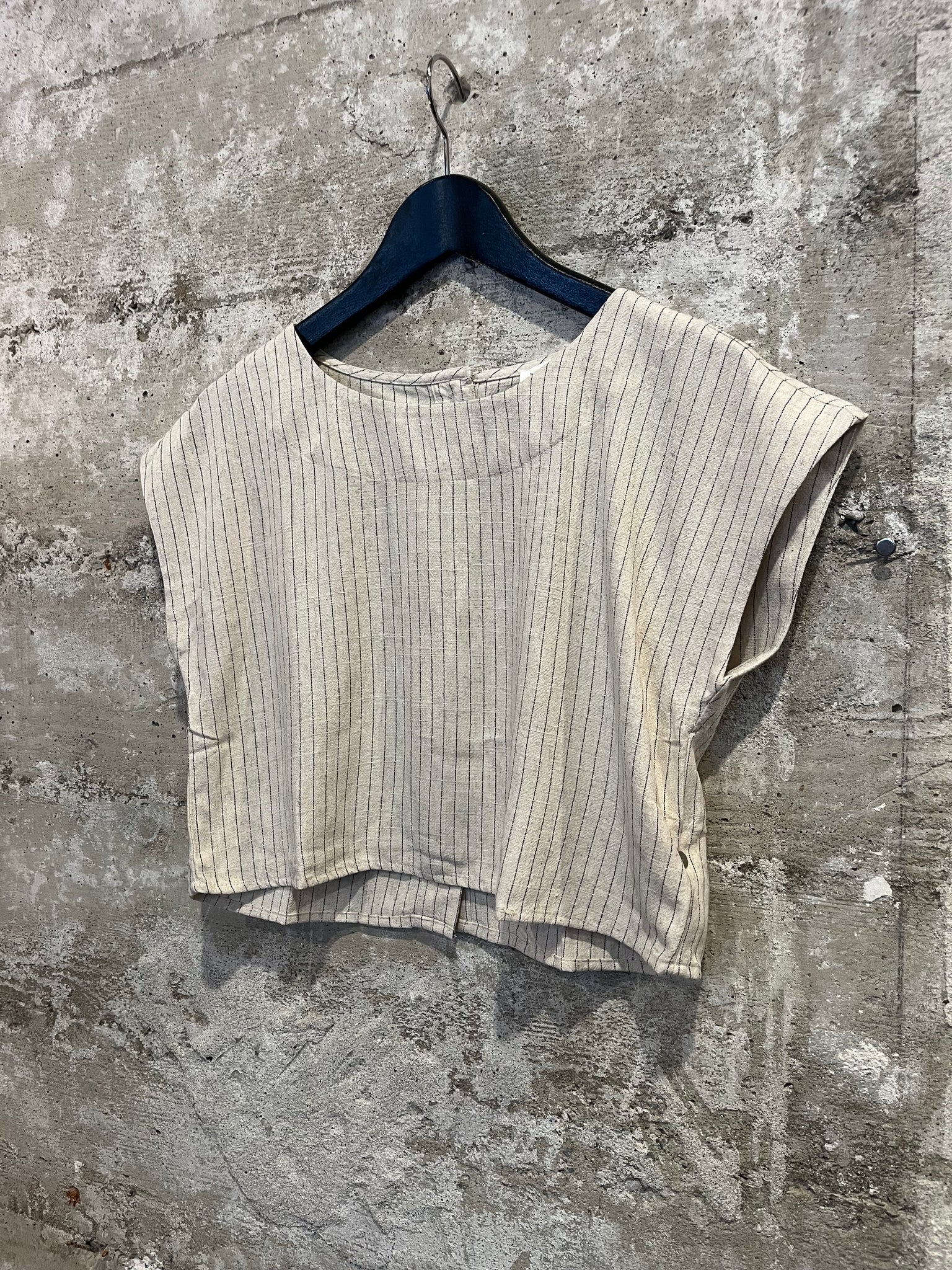 LEONORA WOVEN