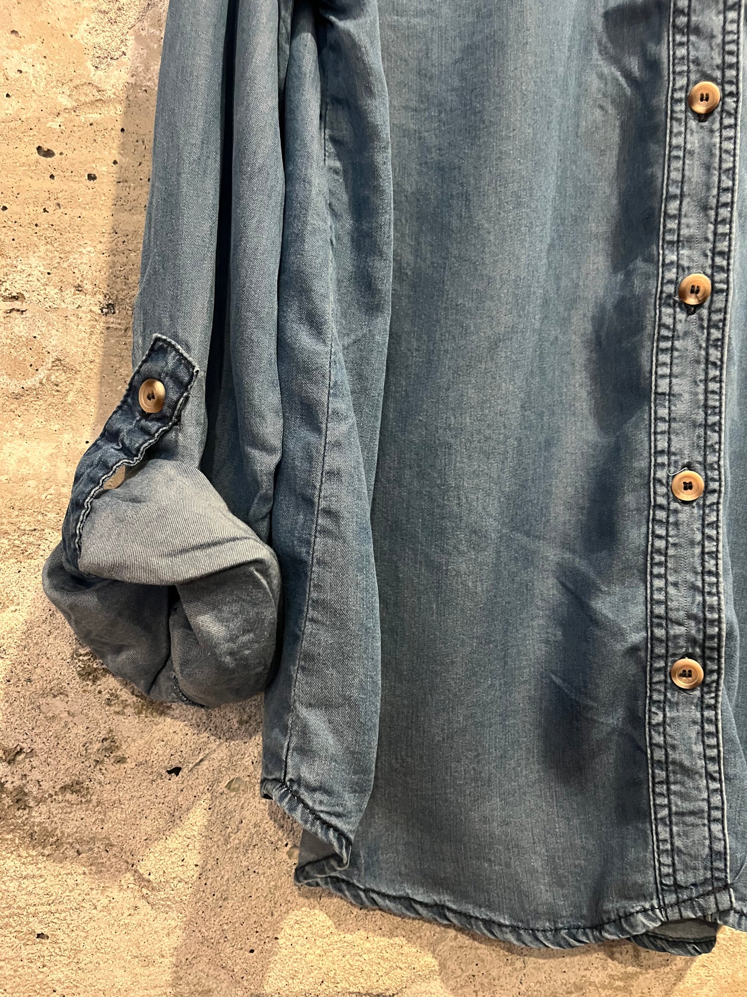 ISOLE CHAMBRAY